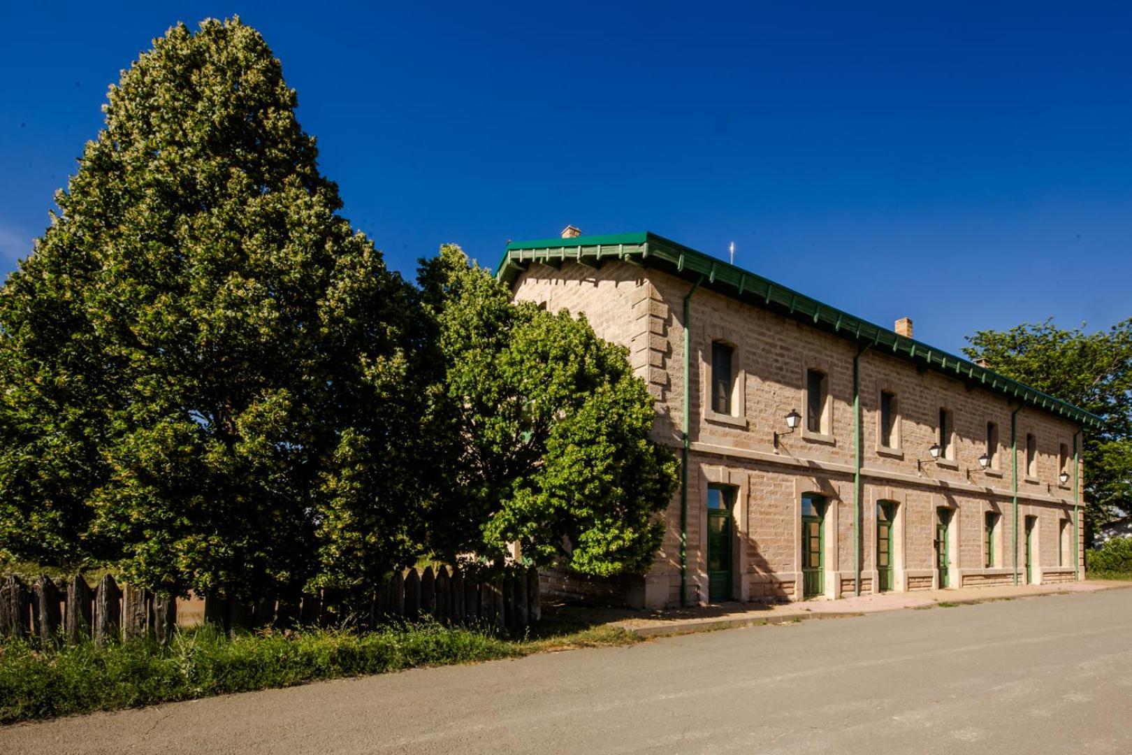 Hotel Rural Estacion De La Dehesa Альмасан Экстерьер фото